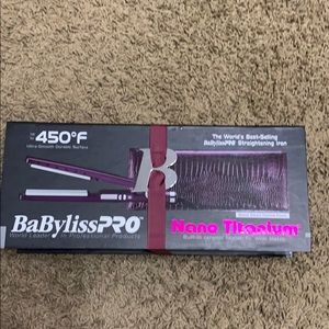 BaBylissPRO Nano Titanium 1 1/4”Straightening Iron